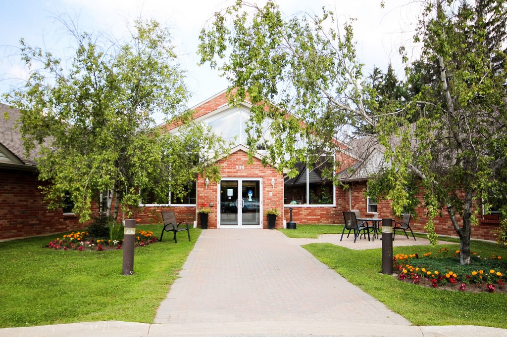 Atrium-Retirement-Residence-1.jpg