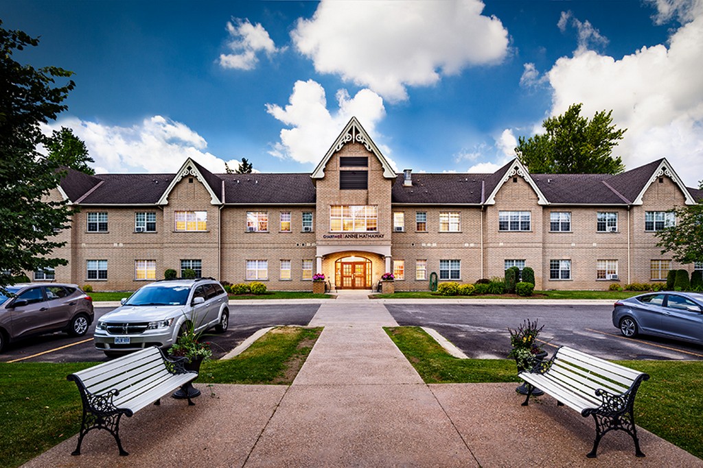 Chartwell-Anne-Hathaway-Retirement-Residence-1.jpg