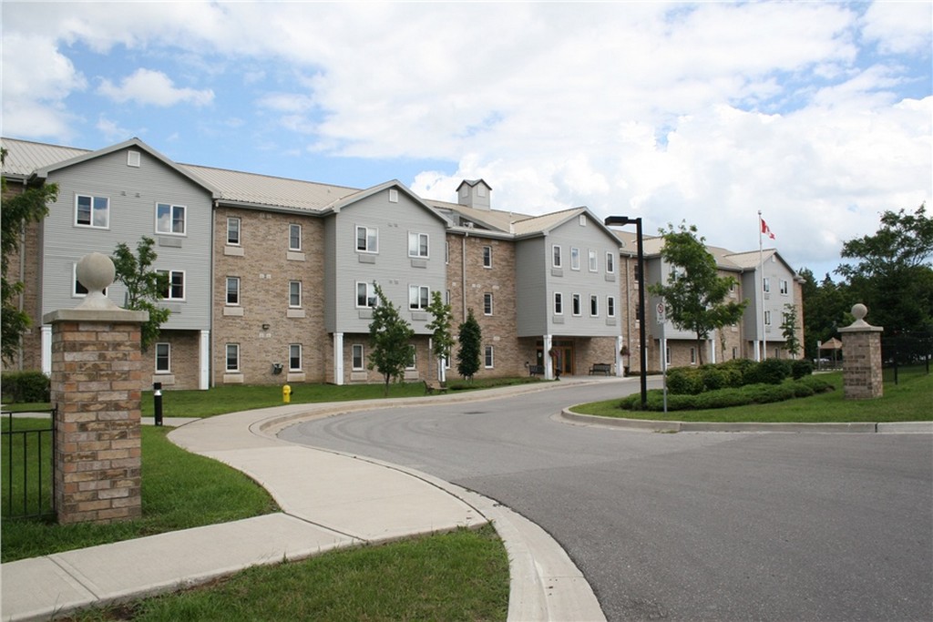 Chartwell-Centennial-Retirement-Residence-1.jpg