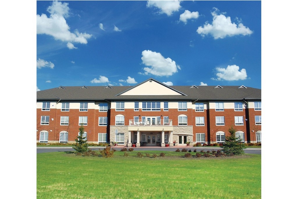 Chartwell-Empress-Kanata-Retirement-Residence-1.jpg