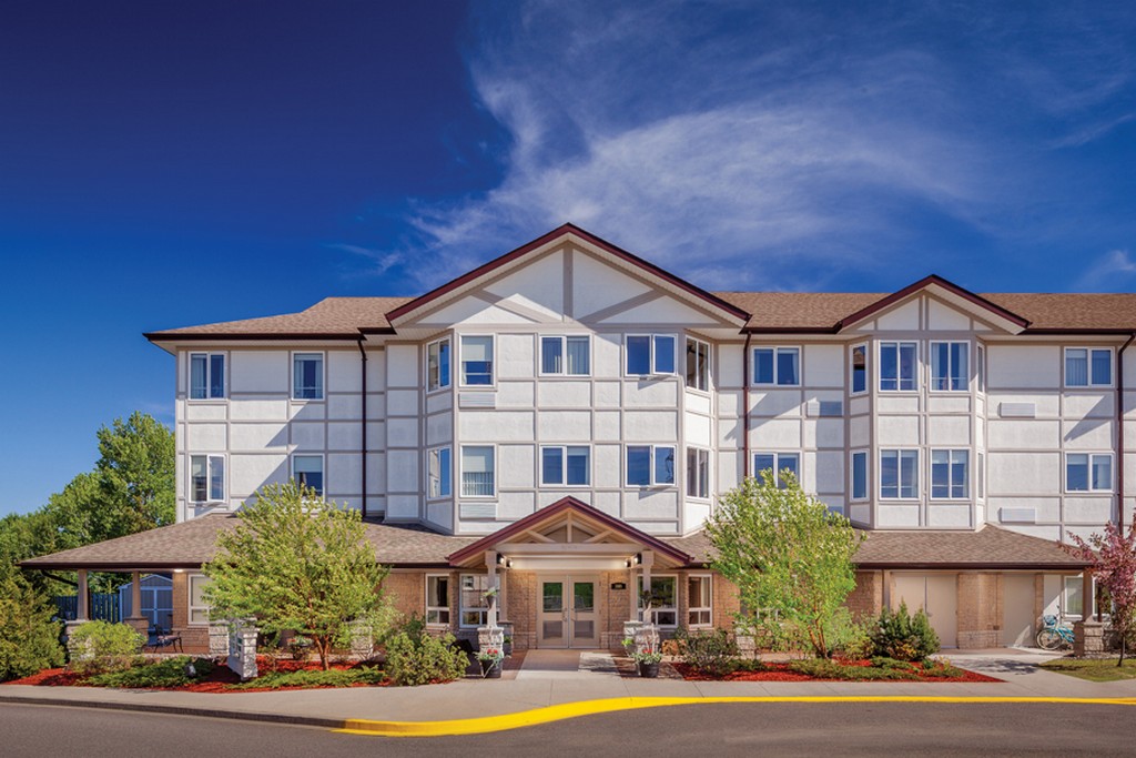 Chartwell-Hilldale-Retirement-Residence-1.jpg