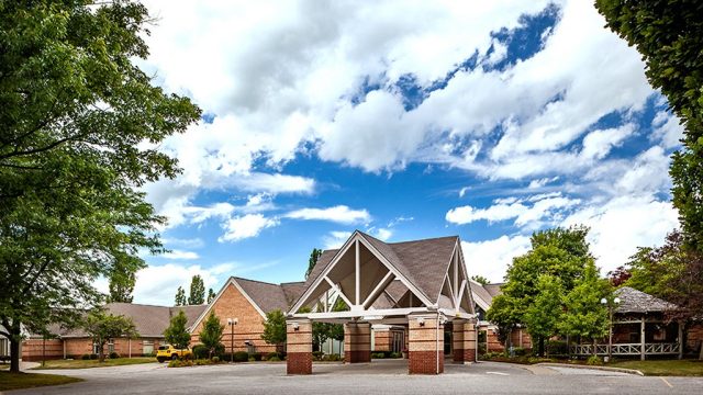 Chartwell-Kingsville-Retirement-Residence-1.jpg