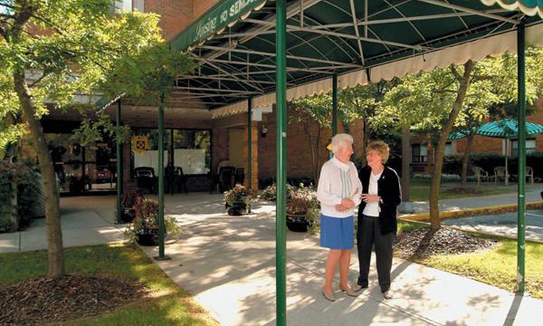 Chartwell-Lansing-1.jpg