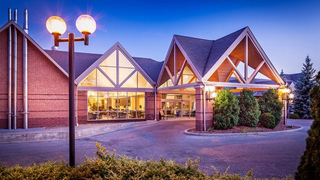 Chartwell-Leamington-Retirement-Residence-1.jpg