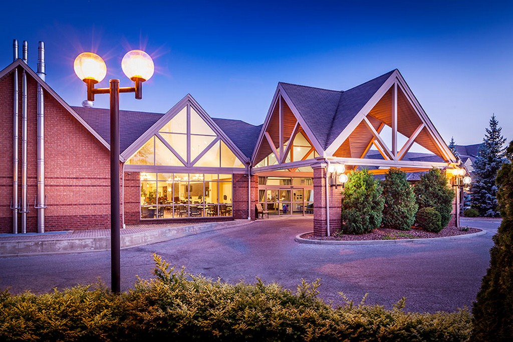 Chartwell-Leamington-Retirement-Residence-1.jpg