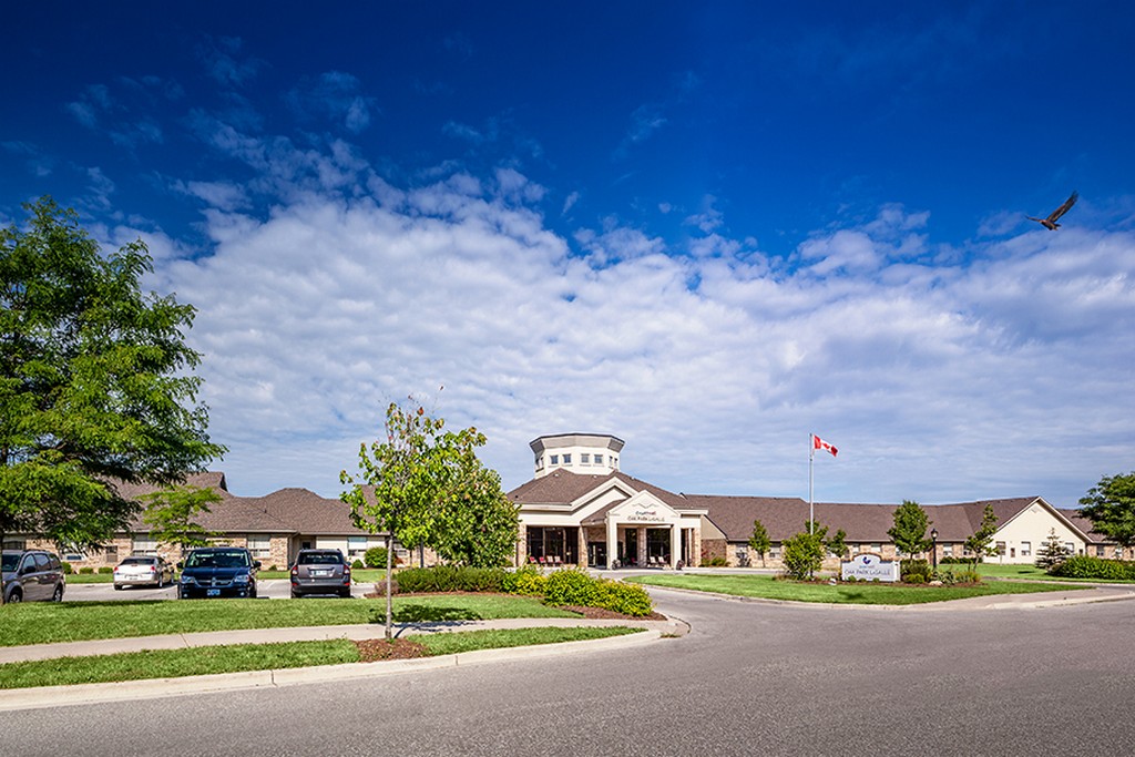 Chartwell-Oak-Park-LaSalle-Retirement-Residence-1.jpg