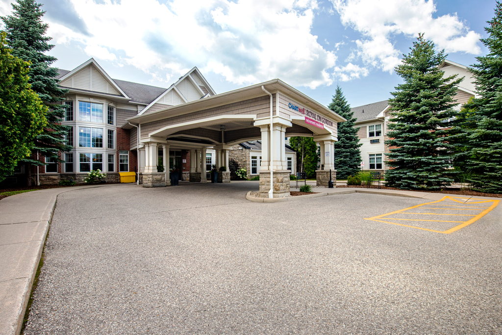 Chartwell-Royal-On_Gordon-Retirement-Residence-1