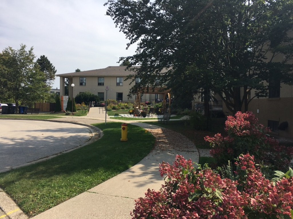 Conestoga-Lodge-1.jpg
