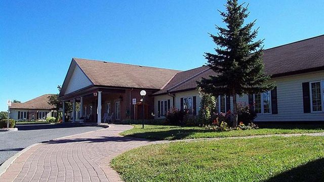 Revera_Arnprior-2.jpg