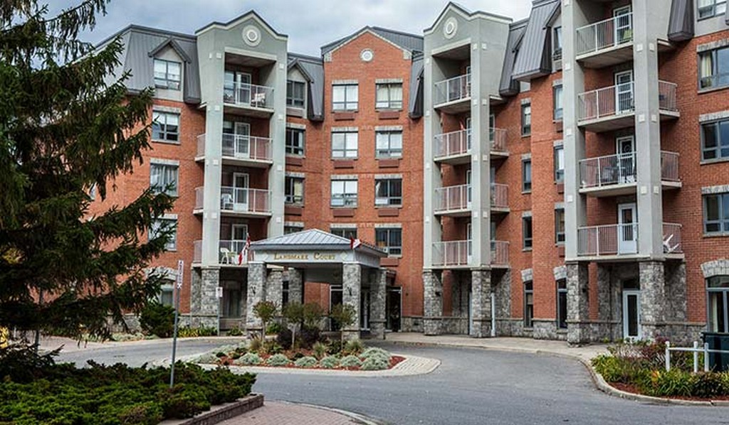 Revera_LandmarkCourt-2.jpg