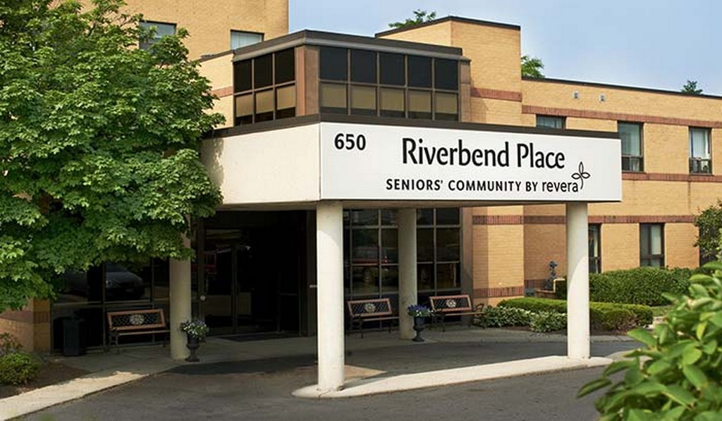 Revera_RiverbendPlace-2.jpg