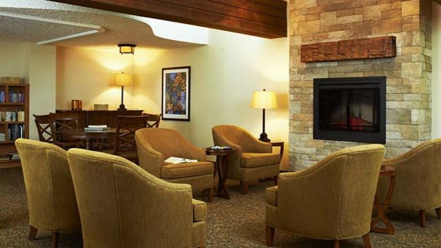 Revera_TheVillageSeniorsCommunity-2.jpg