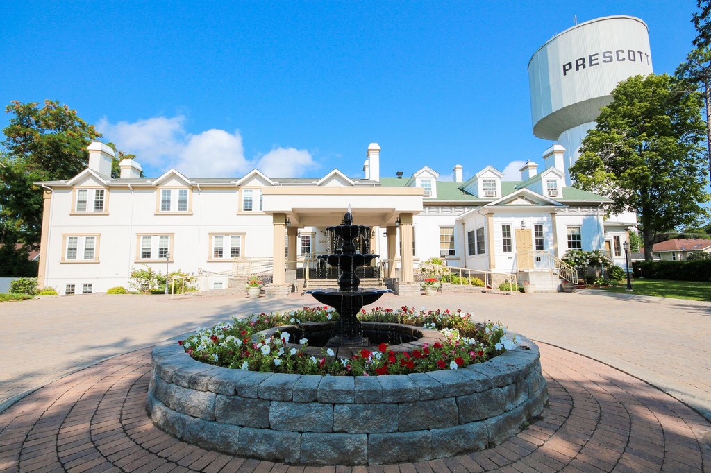 The-Mayfield-Retirement-Residence-1.jpg