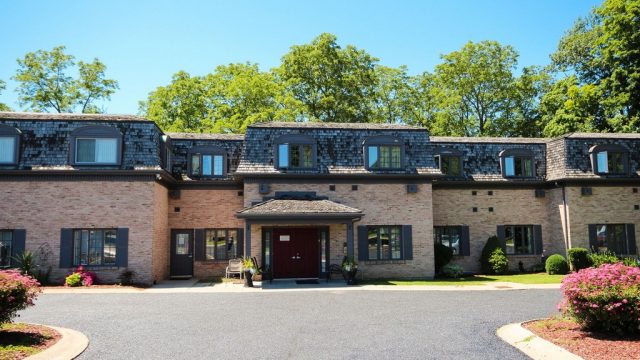 Tillsonburg-Retirement-Residence-1.jpg
