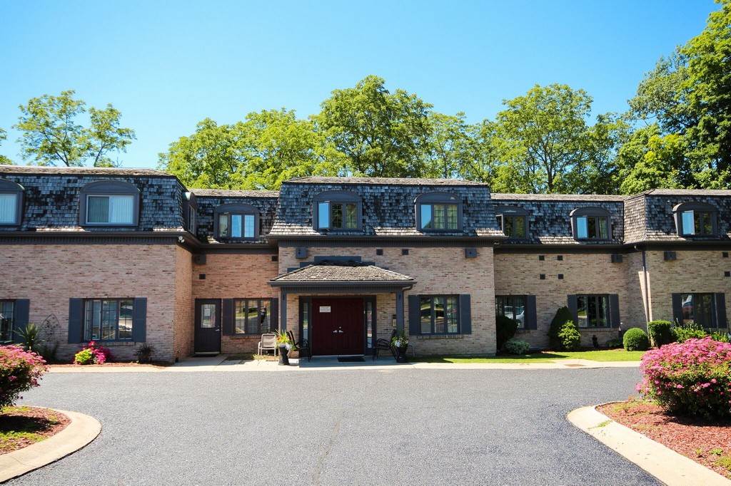 Tillsonburg-Retirement-Residence-1.jpg